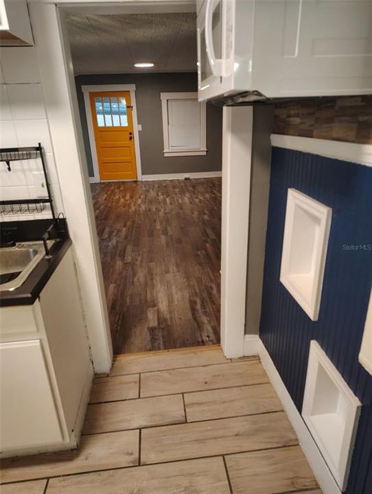 В аренду: $1,450 (2 спален, 1 ванн, 900 Квадратных фут)