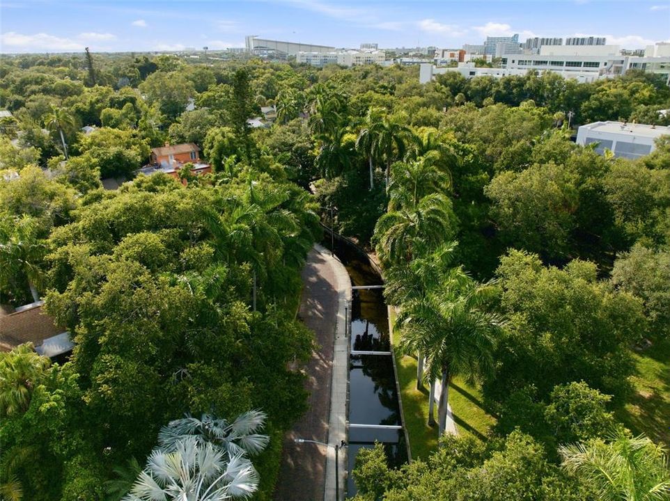 На продажу: $499,995 (4 спален, 3 ванн, 2540 Квадратных фут)