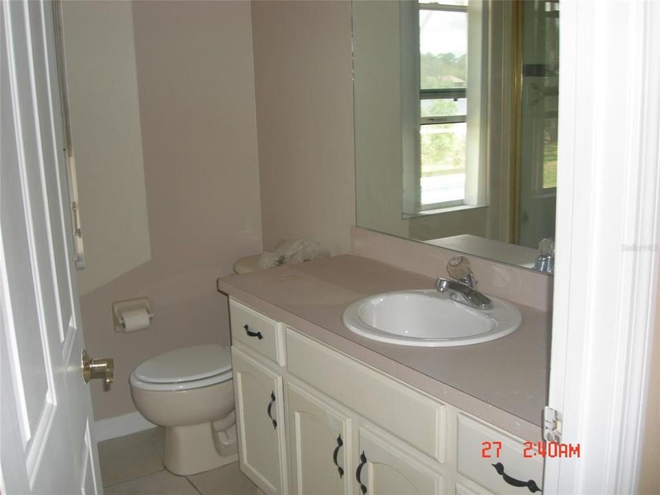 В аренду: $2,650 (3 спален, 2 ванн, 1812 Квадратных фут)