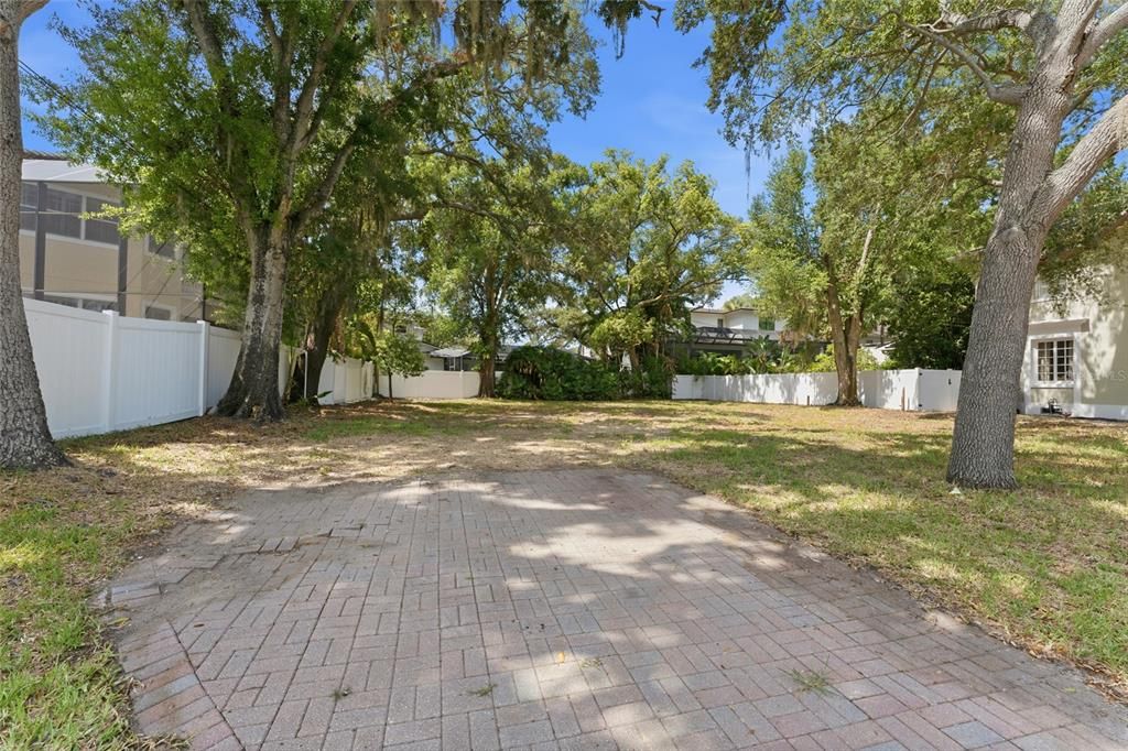 For Sale: $629,000 (0.16 acres)