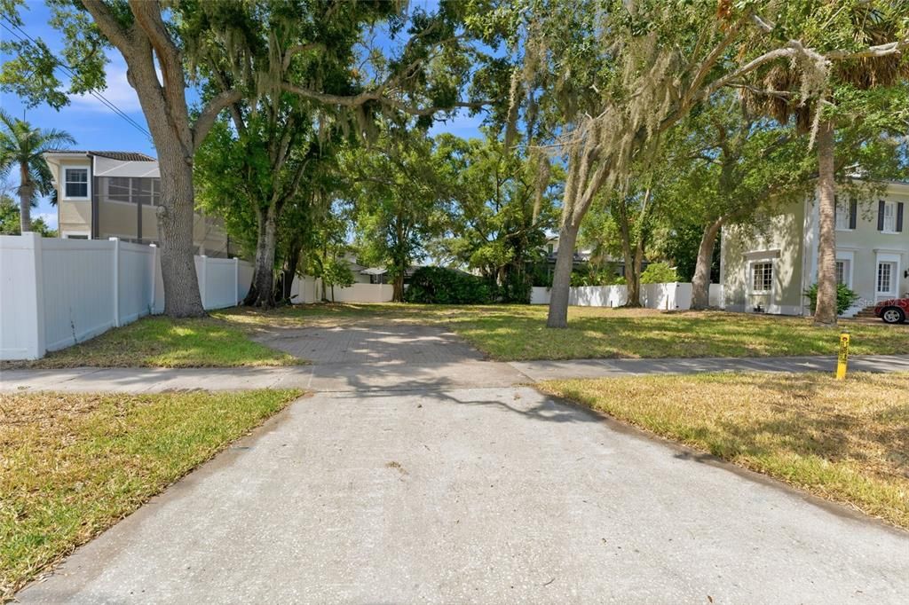 For Sale: $629,000 (0.16 acres)