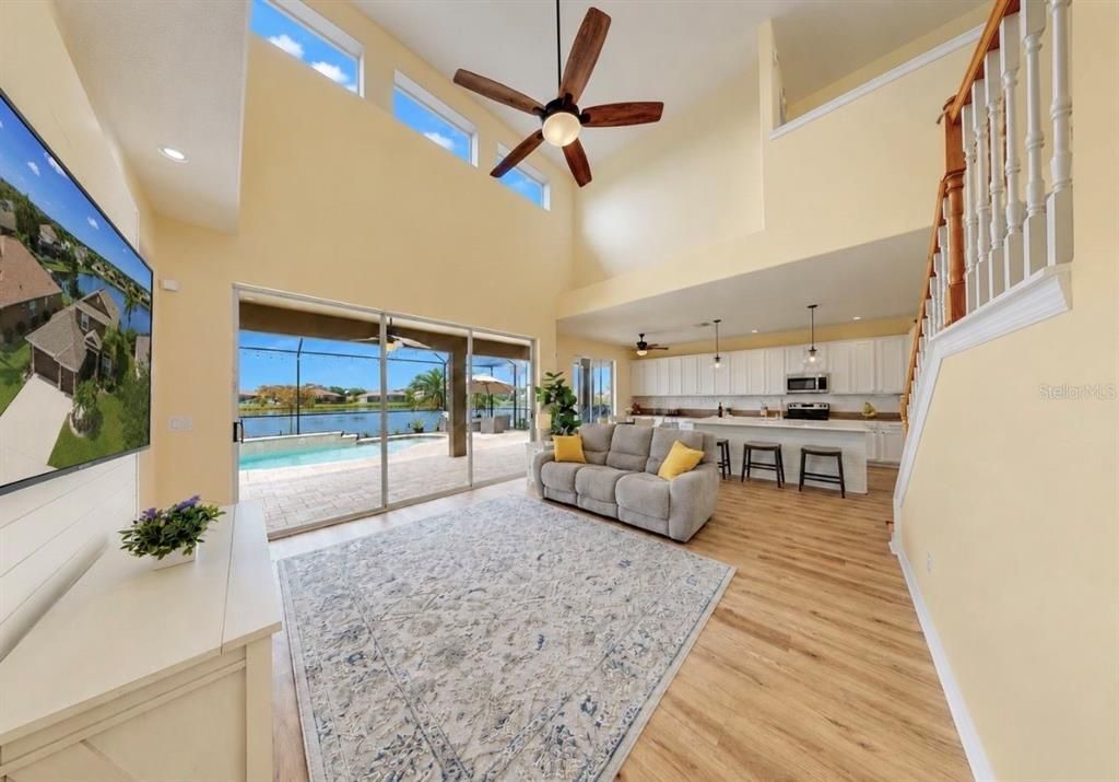 En Venta: $569,000 (5 camas, 4 baños, 2755 Pies cuadrados)