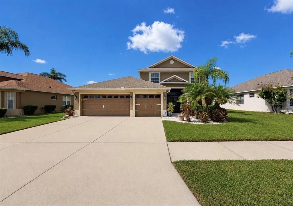 En Venta: $569,000 (5 camas, 4 baños, 2755 Pies cuadrados)