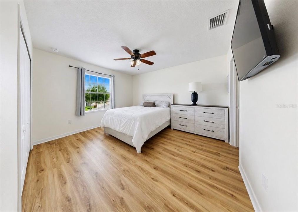 En Venta: $569,000 (5 camas, 4 baños, 2755 Pies cuadrados)