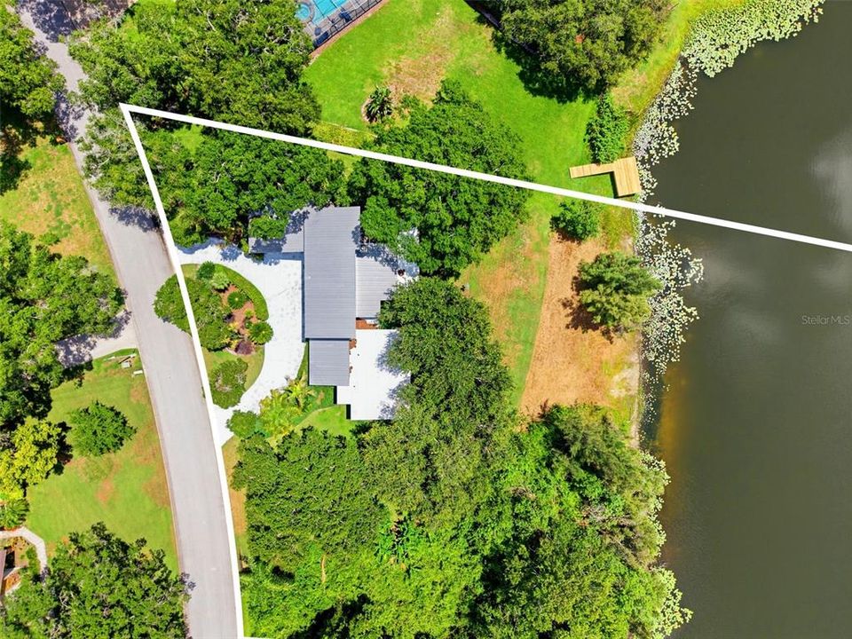 En Venta: $995,000 (5 camas, 3 baños, 3889 Pies cuadrados)