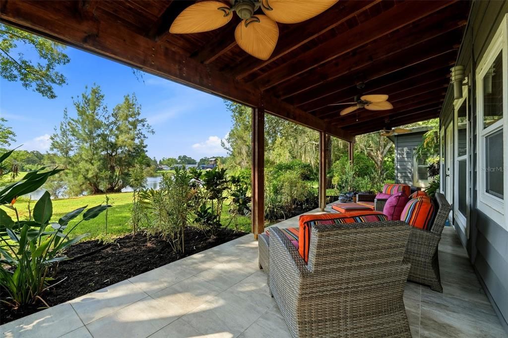 En Venta: $995,000 (5 camas, 3 baños, 3889 Pies cuadrados)