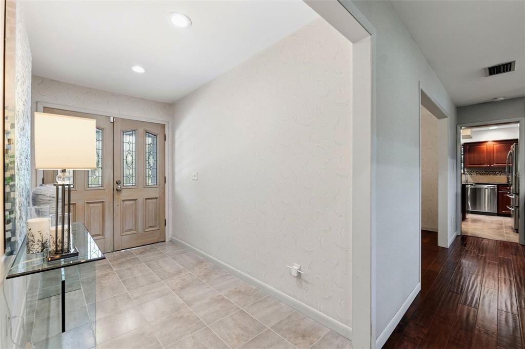 En Venta: $995,000 (5 camas, 3 baños, 3889 Pies cuadrados)