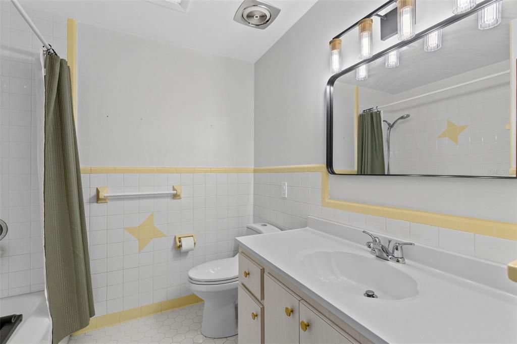 For Sale: $599,000 (4 beds, 3 baths, 2892 Square Feet)