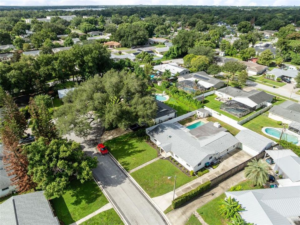 For Sale: $599,000 (4 beds, 3 baths, 2892 Square Feet)