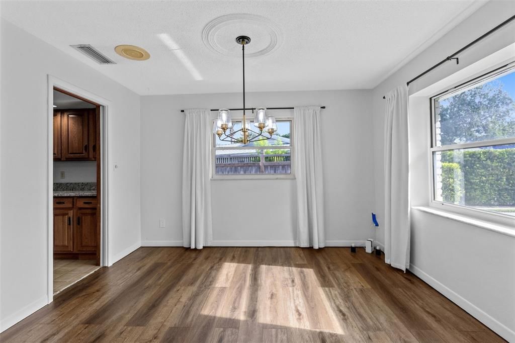 For Sale: $599,000 (4 beds, 3 baths, 2892 Square Feet)