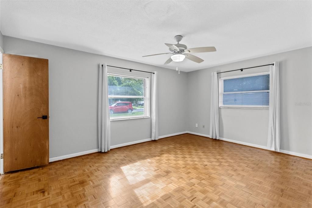 For Sale: $599,000 (4 beds, 3 baths, 2892 Square Feet)