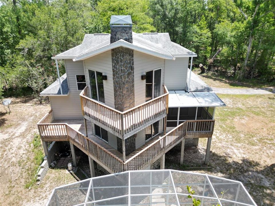 На продажу: $599,000 (3 спален, 2 ванн, 2046 Квадратных фут)