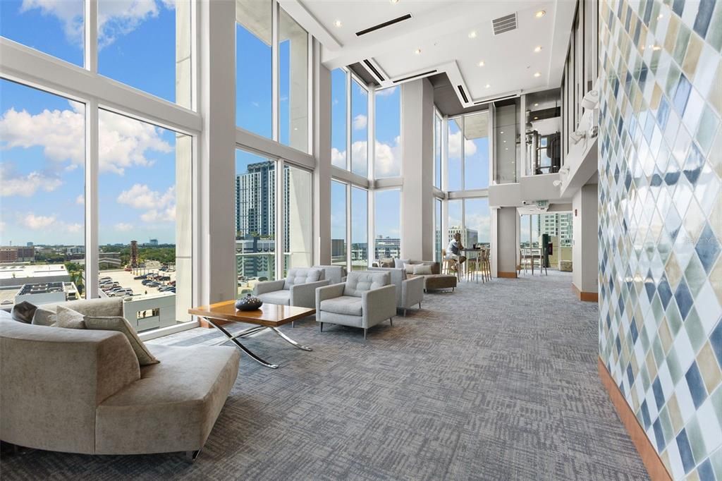На продажу: $975,000 (2 спален, 2 ванн, 1221 Квадратных фут)