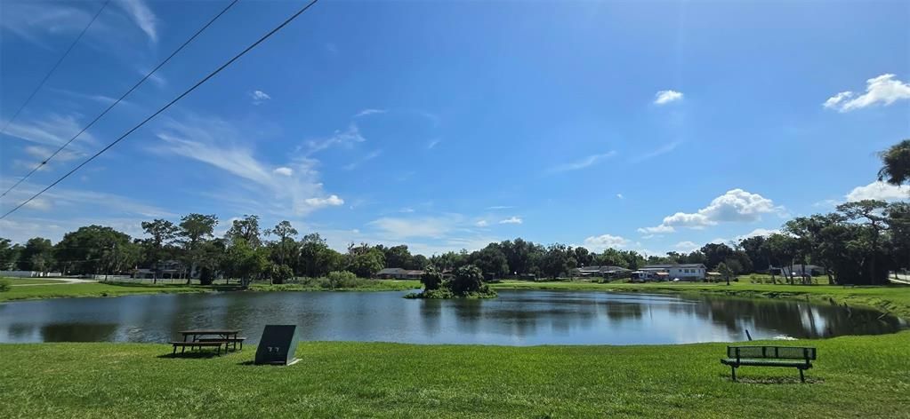En Venta: $319,000 (3 camas, 3 baños, 1276 Pies cuadrados)