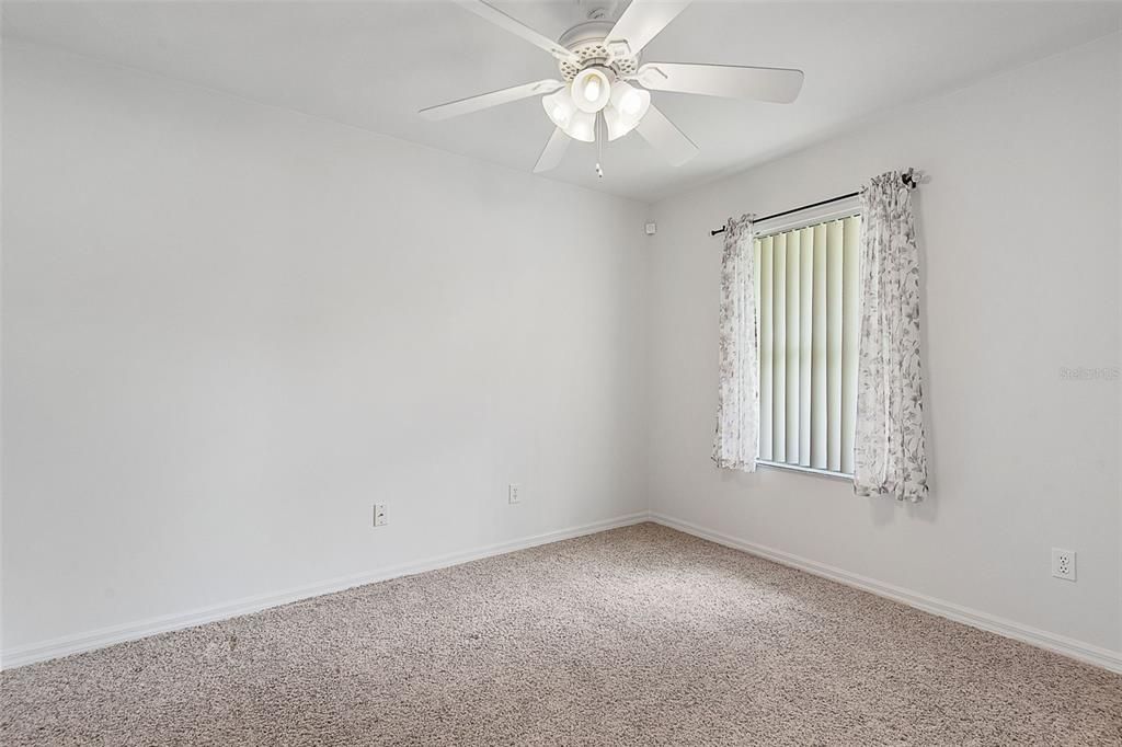 For Rent: $2,100 (3 beds, 2 baths, 1513 Square Feet)