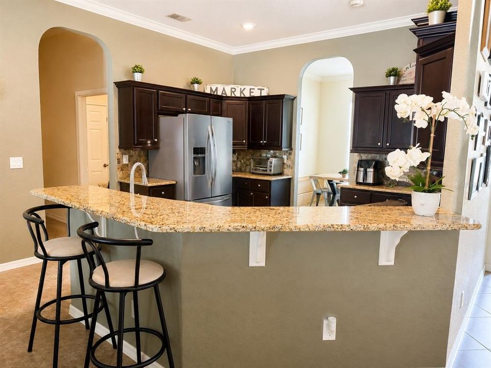 For Sale: $450,000 (4 beds, 3 baths, 2220 Square Feet)