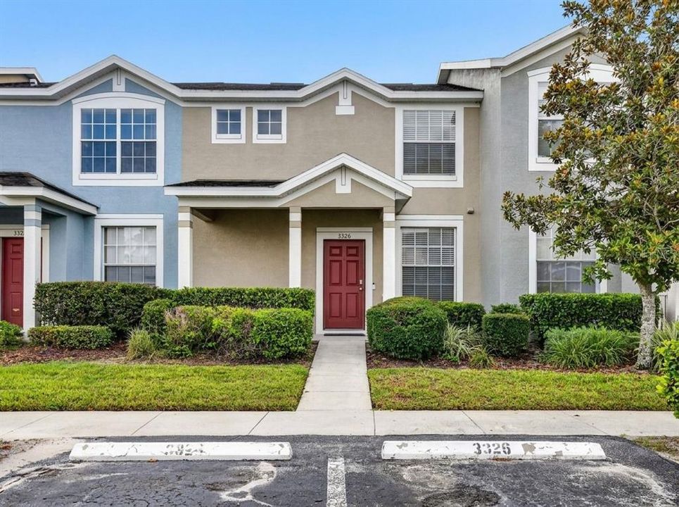 Active With Contract: $249,000 (2 beds, 2 baths, 1195 Square Feet)