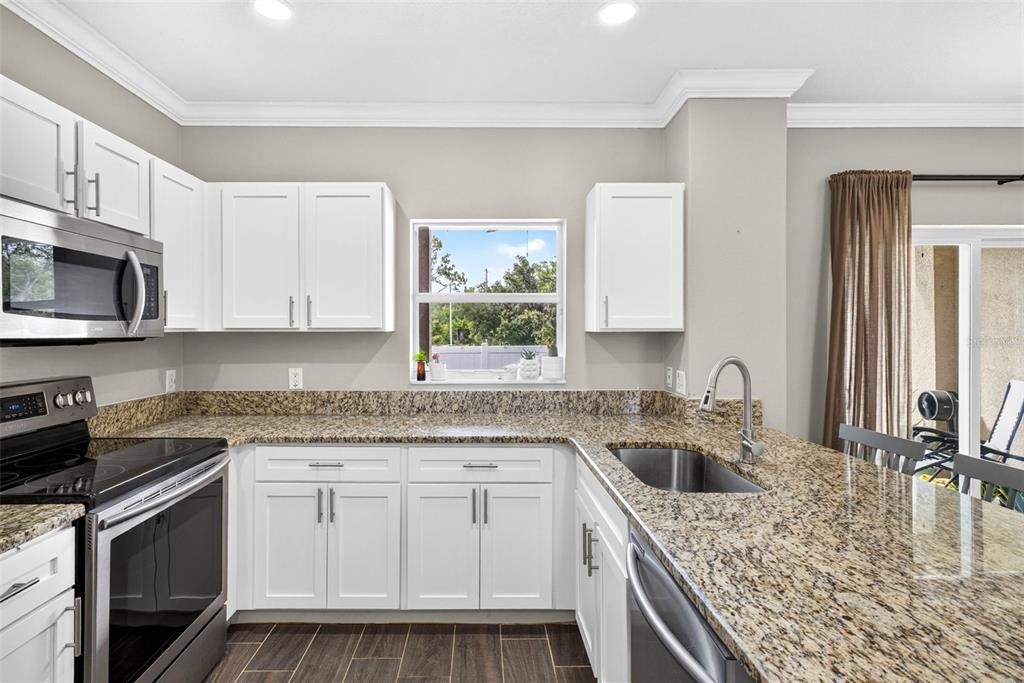 Active With Contract: $249,000 (2 beds, 2 baths, 1195 Square Feet)