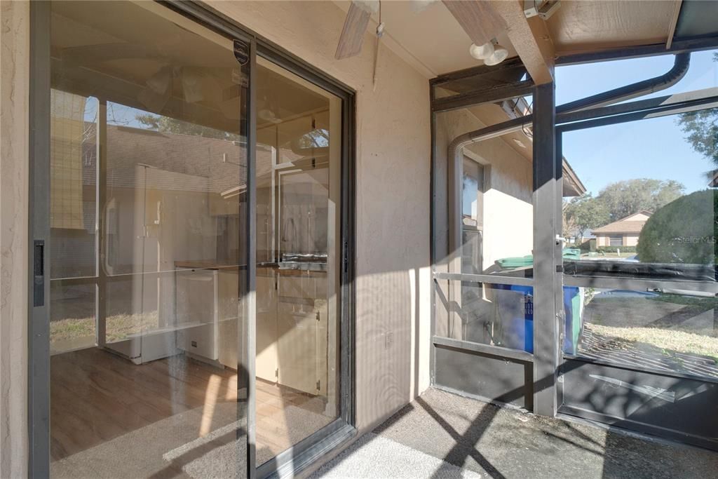 En Venta: $225,000 (3 camas, 2 baños, 930 Pies cuadrados)