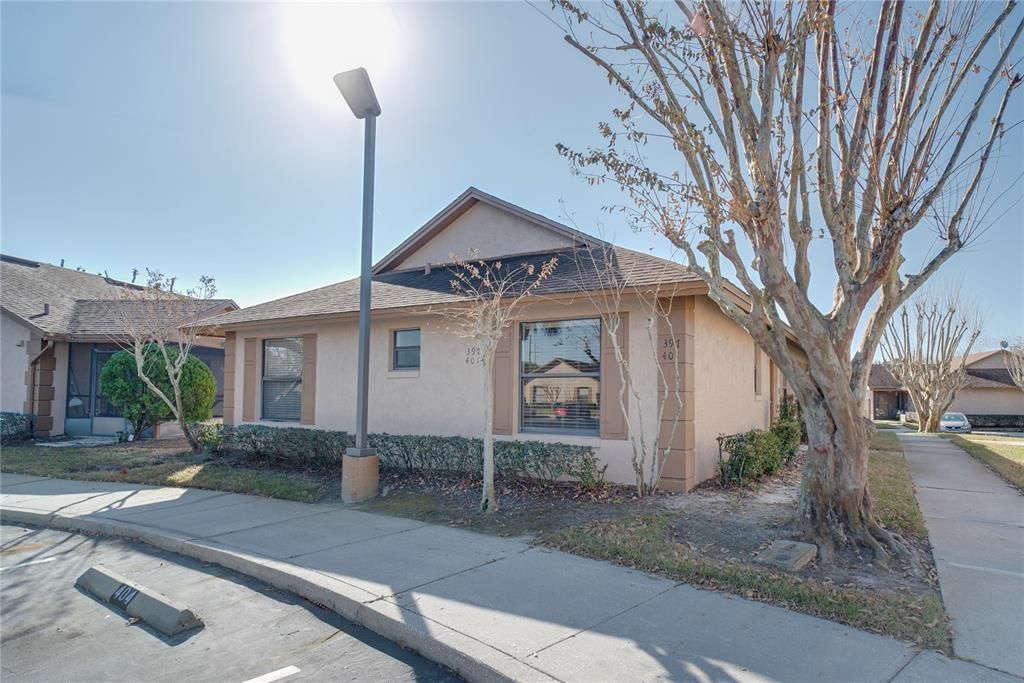 En Venta: $225,000 (3 camas, 2 baños, 930 Pies cuadrados)