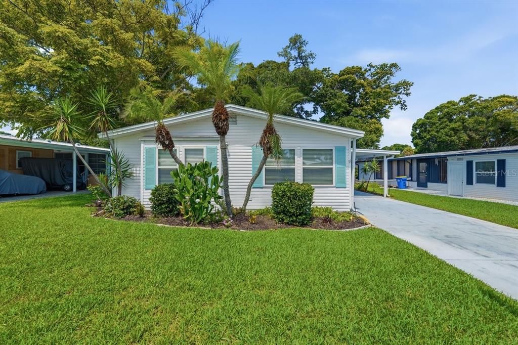 For Sale: $275,000 (3 beds, 2 baths, 1818 Square Feet)
