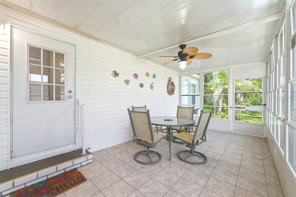 For Sale: $275,000 (3 beds, 2 baths, 1818 Square Feet)