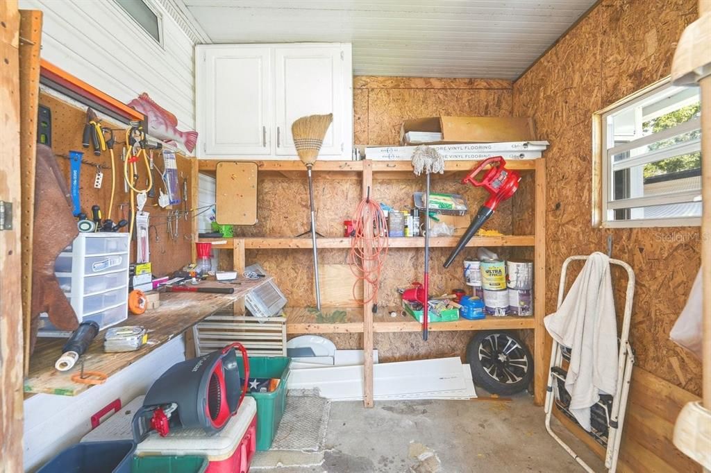 For Sale: $275,000 (3 beds, 2 baths, 1818 Square Feet)