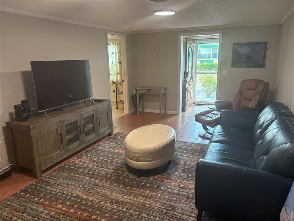 For Rent: $1,800 (2 beds, 2 baths, 1248 Square Feet)
