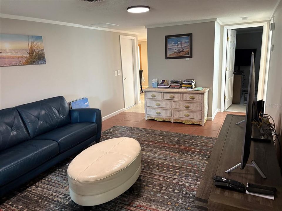 For Rent: $1,800 (2 beds, 2 baths, 1248 Square Feet)