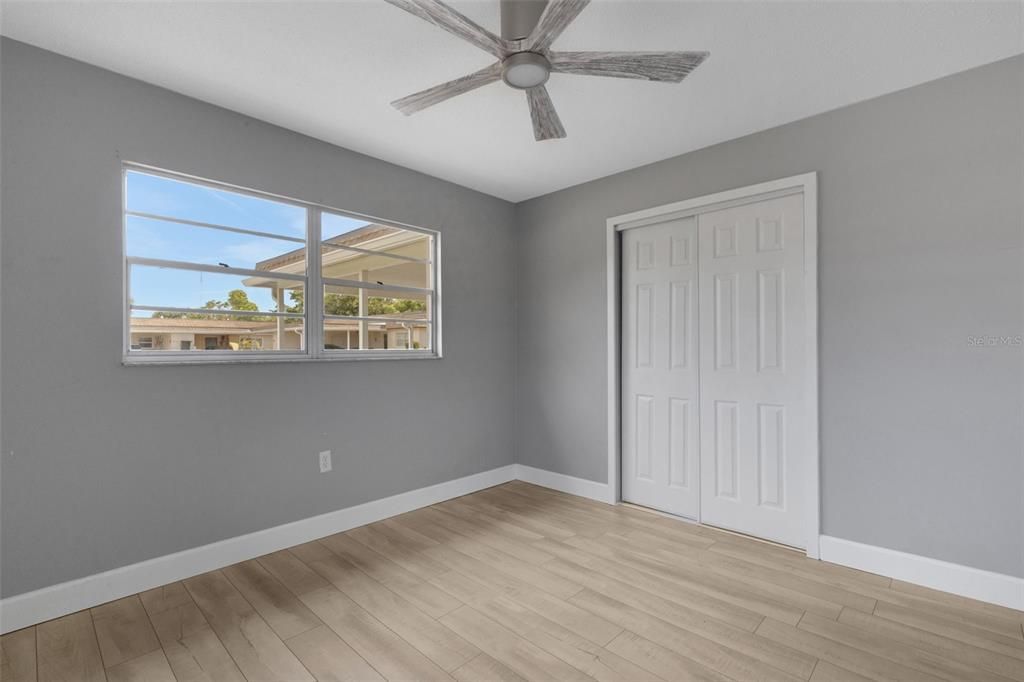 For Sale: $135,000 (2 beds, 2 baths, 1080 Square Feet)