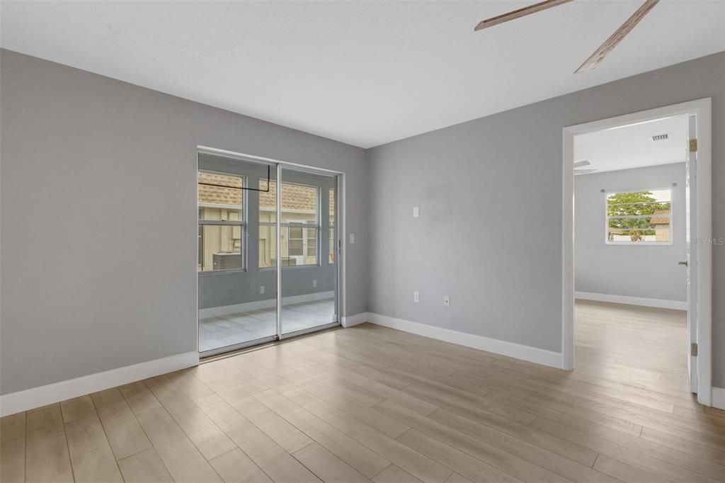 For Sale: $135,000 (2 beds, 2 baths, 1080 Square Feet)