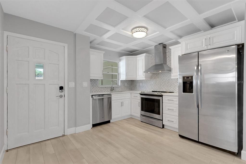 For Sale: $135,000 (2 beds, 2 baths, 1080 Square Feet)
