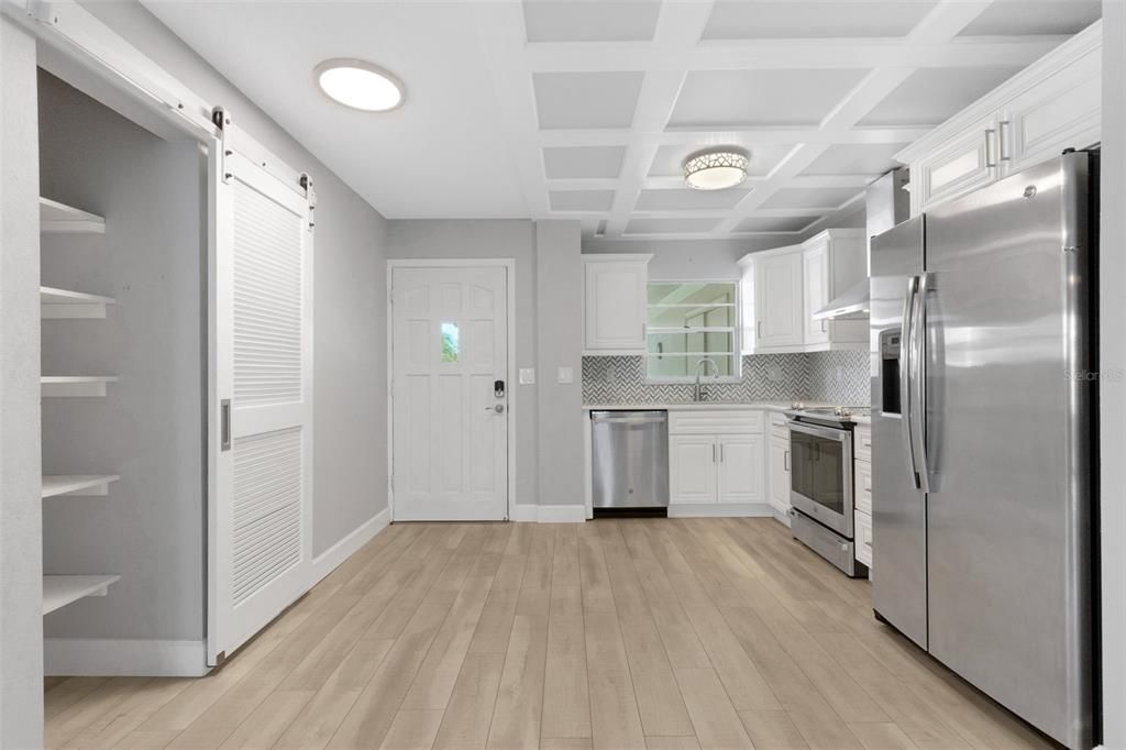 For Sale: $135,000 (2 beds, 2 baths, 1080 Square Feet)
