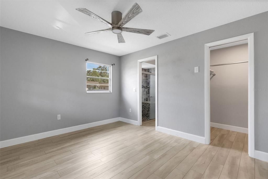For Sale: $135,000 (2 beds, 2 baths, 1080 Square Feet)