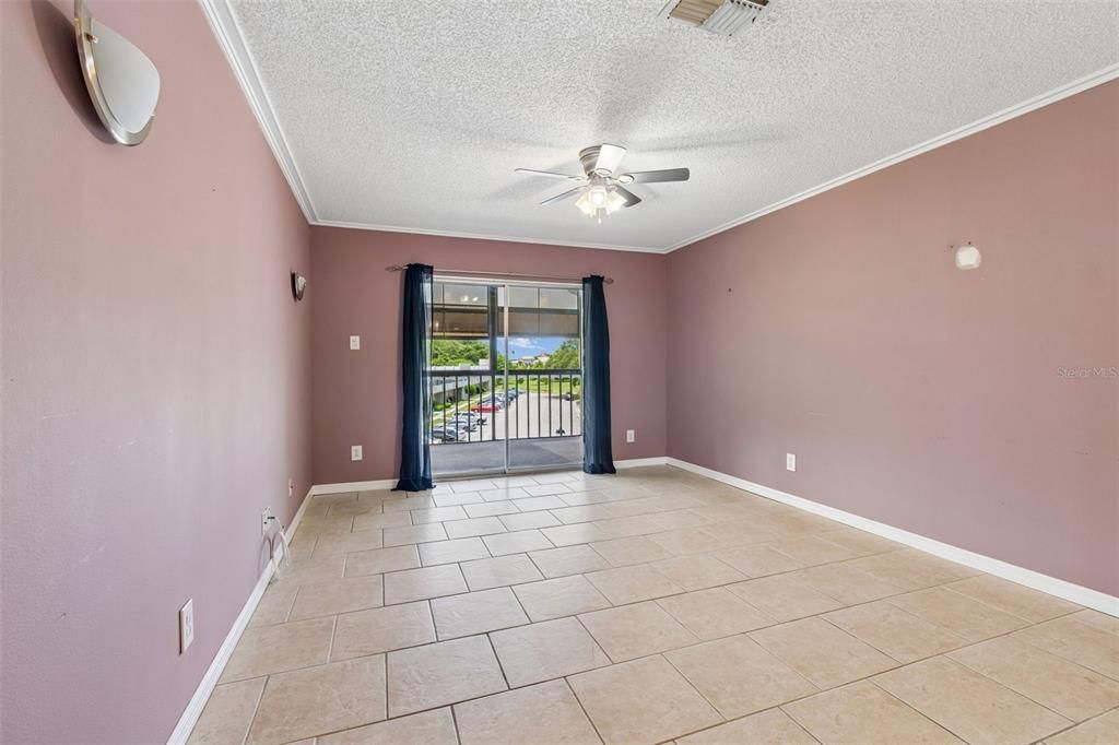 En Venta: $159,900 (2 camas, 1 baños, 817 Pies cuadrados)