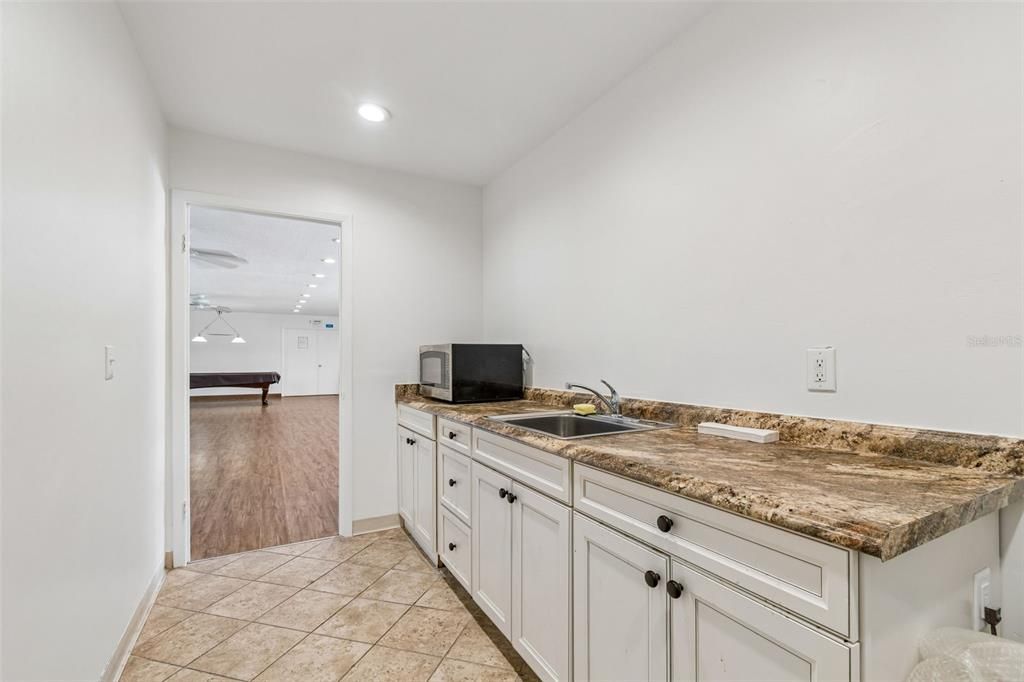 En Venta: $159,900 (2 camas, 1 baños, 817 Pies cuadrados)
