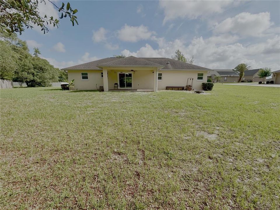 For Rent: $1,895 (3 beds, 2 baths, 1577 Square Feet)