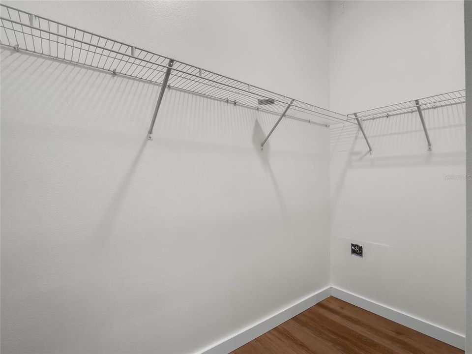 For Sale: $318,000 (2 beds, 2 baths, 1148 Square Feet)