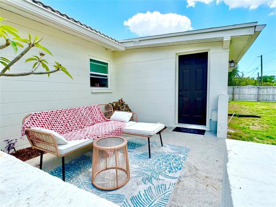 En Venta: $399,000 (2 camas, 1 baños, 1300 Pies cuadrados)