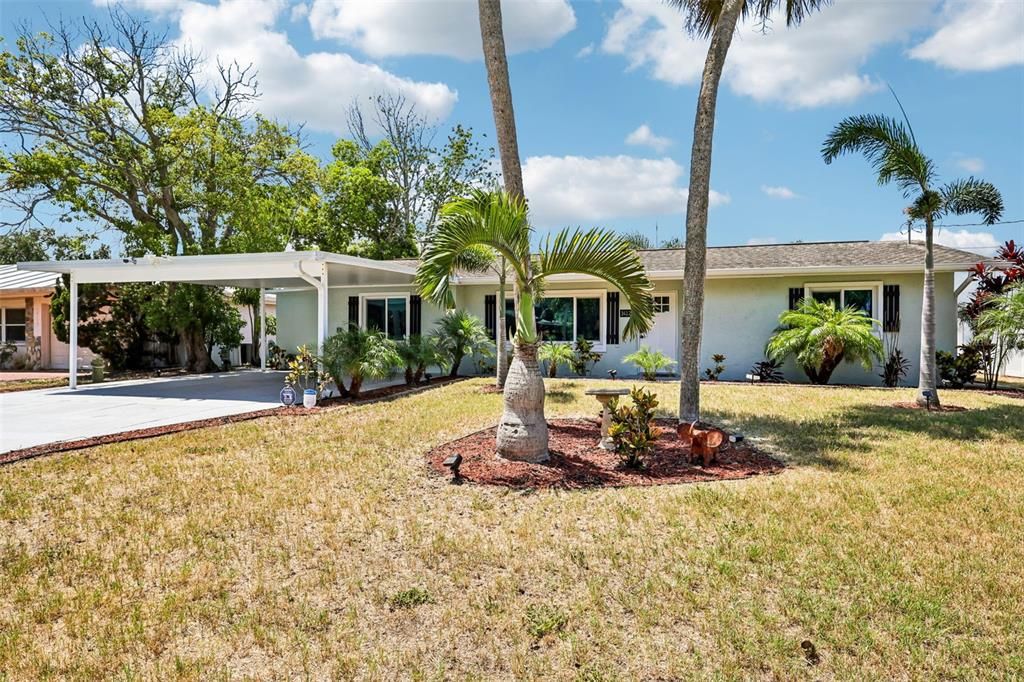 For Sale: $410,000 (3 beds, 2 baths, 1550 Square Feet)
