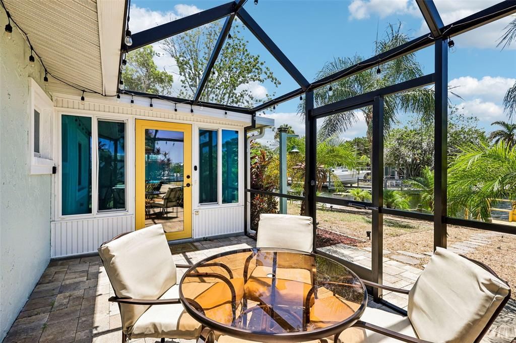 For Sale: $410,000 (3 beds, 2 baths, 1550 Square Feet)