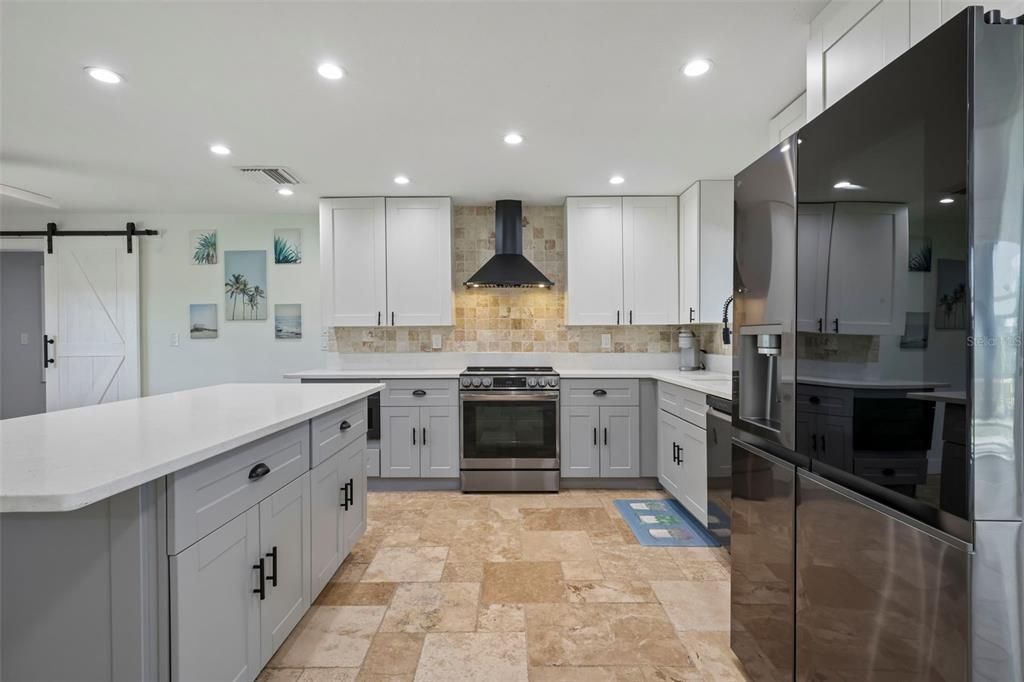 For Sale: $410,000 (3 beds, 2 baths, 1550 Square Feet)