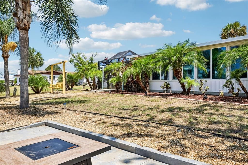 For Sale: $410,000 (3 beds, 2 baths, 1550 Square Feet)