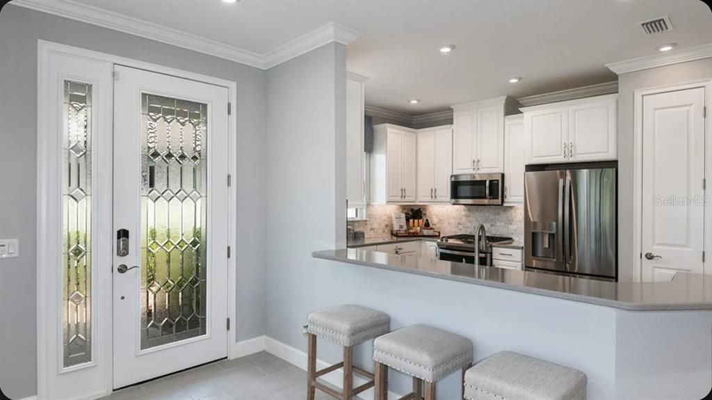 For Sale: $375,898 (2 beds, 2 baths, 1533 Square Feet)
