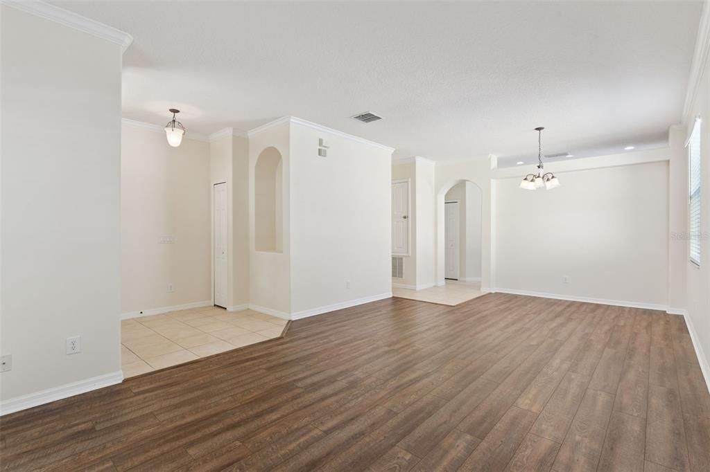 В аренду: $2,900 (4 спален, 2 ванн, 2072 Квадратных фут)