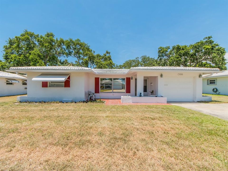 En Venta: $330,000 (2 camas, 2 baños, 1587 Pies cuadrados)