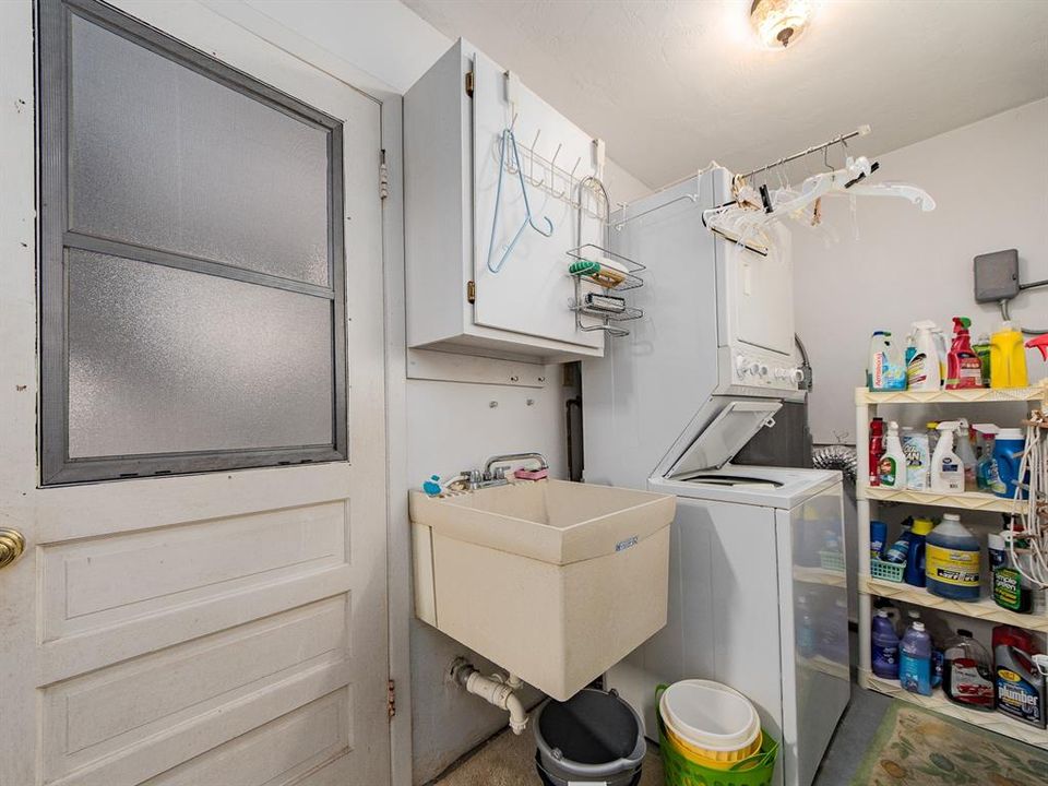 En Venta: $330,000 (2 camas, 2 baños, 1587 Pies cuadrados)