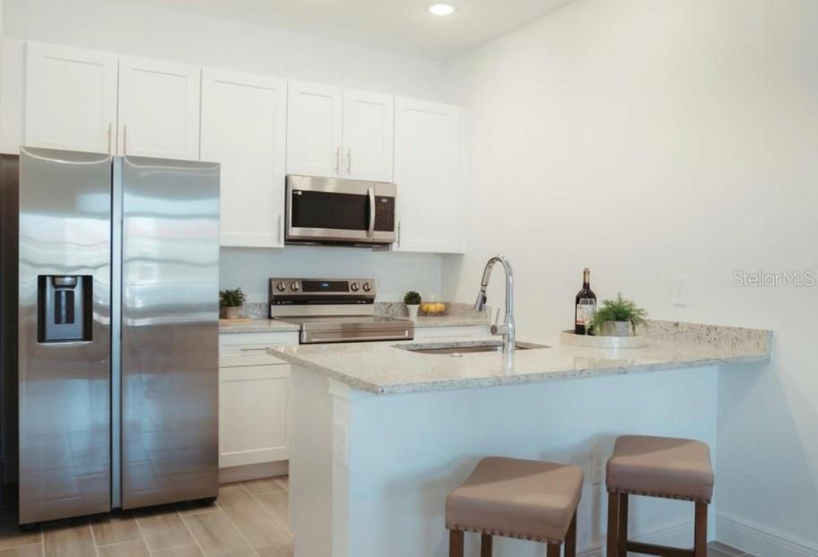 For Sale: $213,000 (2 beds, 2 baths, 1056 Square Feet)