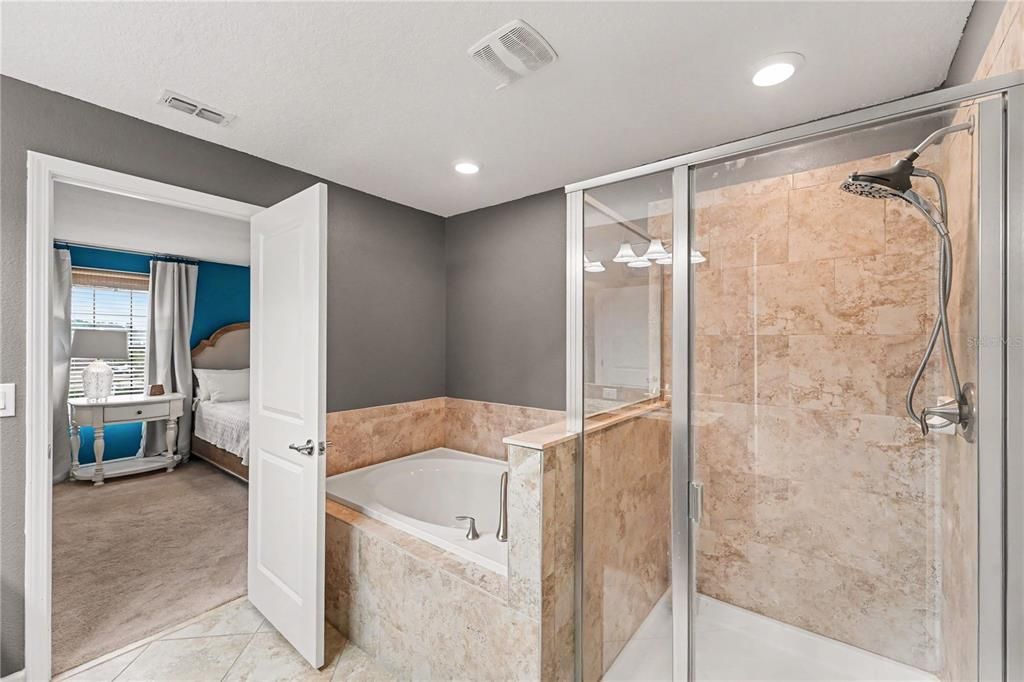 На продажу: $344,900 (3 спален, 2 ванн, 1801 Квадратных фут)