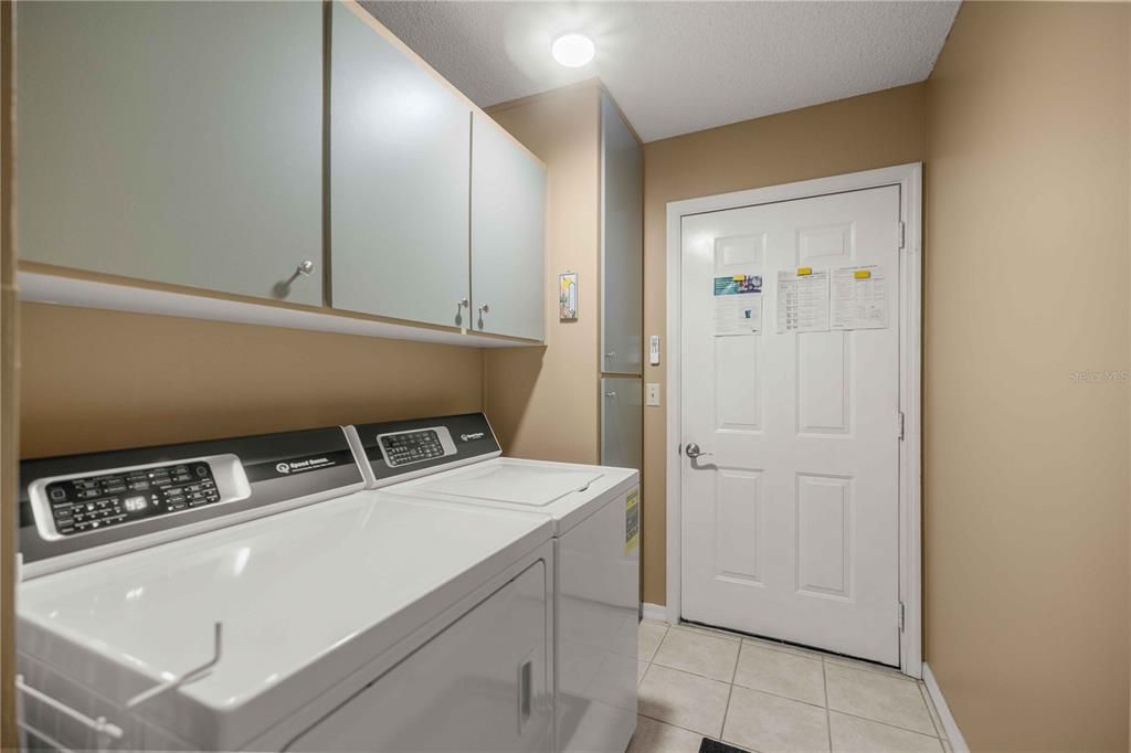 En Venta: $222,900 (2 camas, 2 baños, 1296 Pies cuadrados)